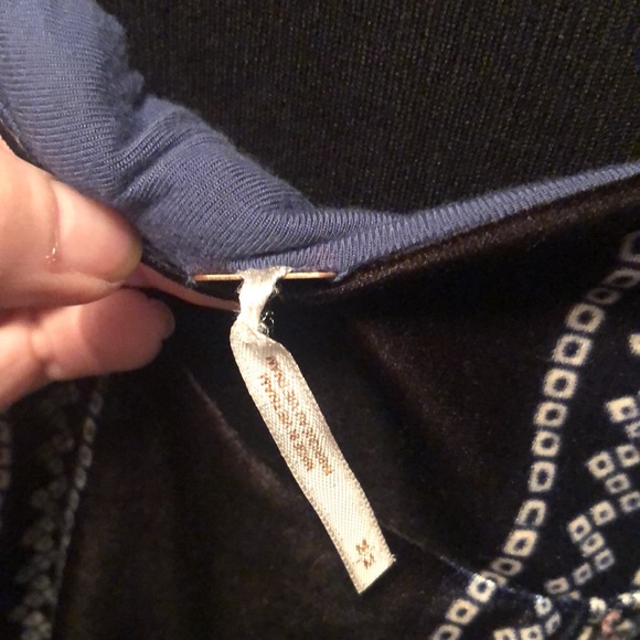 Beautiful FREE PEOPLE Velvet Dress 👗 Size Medium - Picture 5 of 15